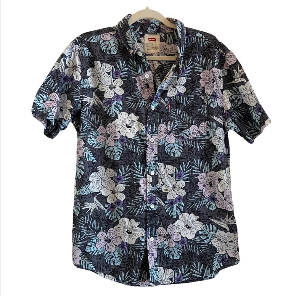LEVIS🌸Button Down Shirt